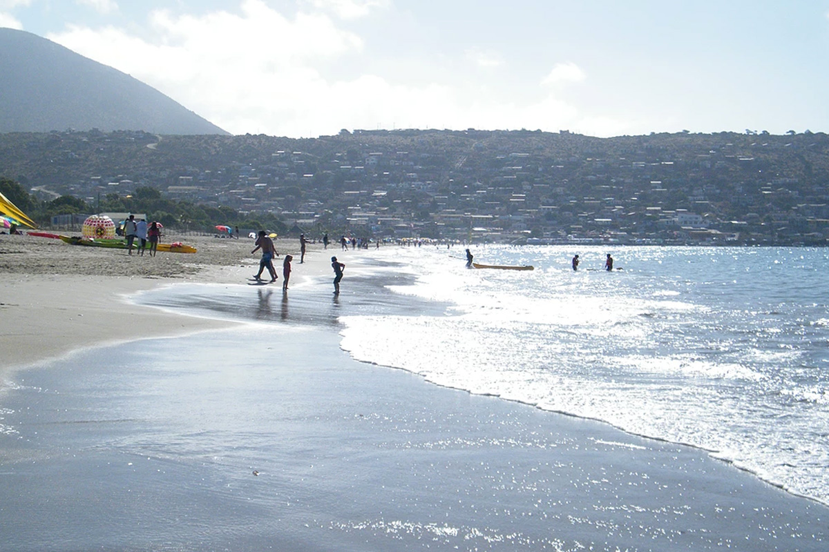 Camping y Cabañas Bahía Club